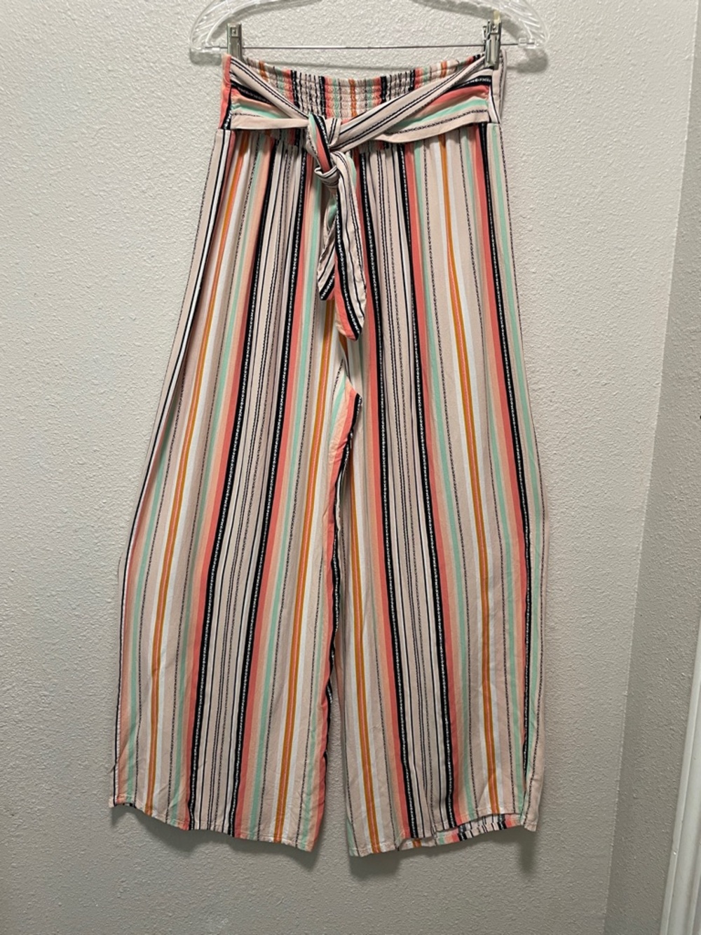 Striped Wide-Leg Tie-Waist Pants in Multicolor Size S/M
